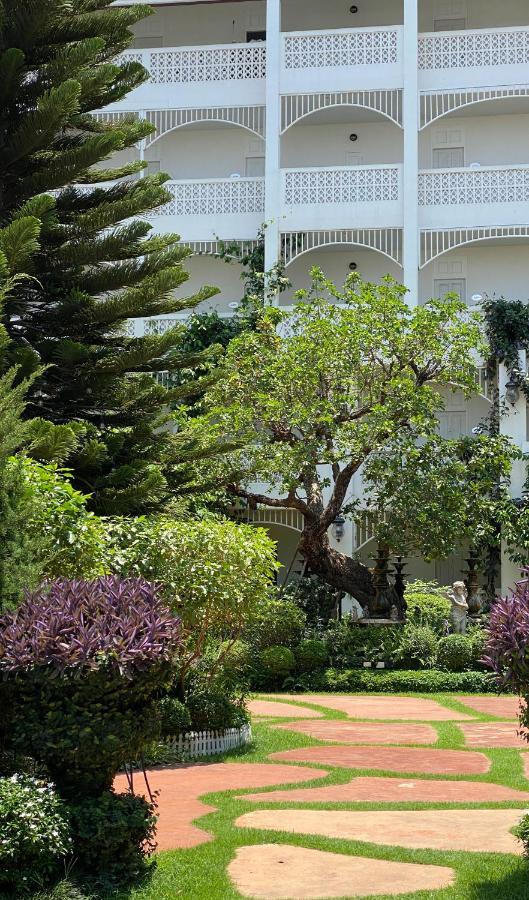 Koranaree Courtyard Boutique Hotel Nakhonratchasima Екстериор снимка