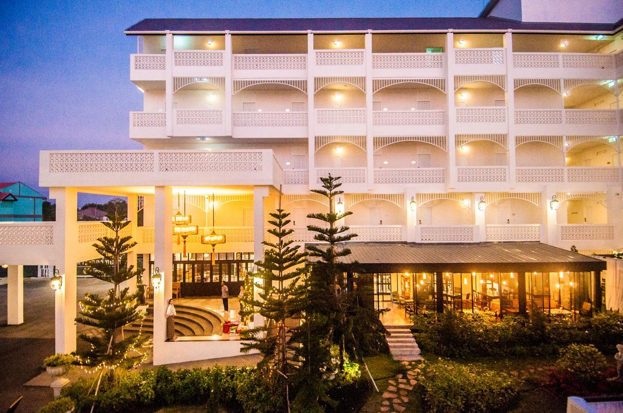 Koranaree Courtyard Boutique Hotel Nakhonratchasima Екстериор снимка